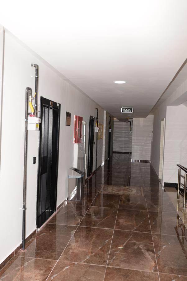 Van Corner Hotel Екстериор снимка