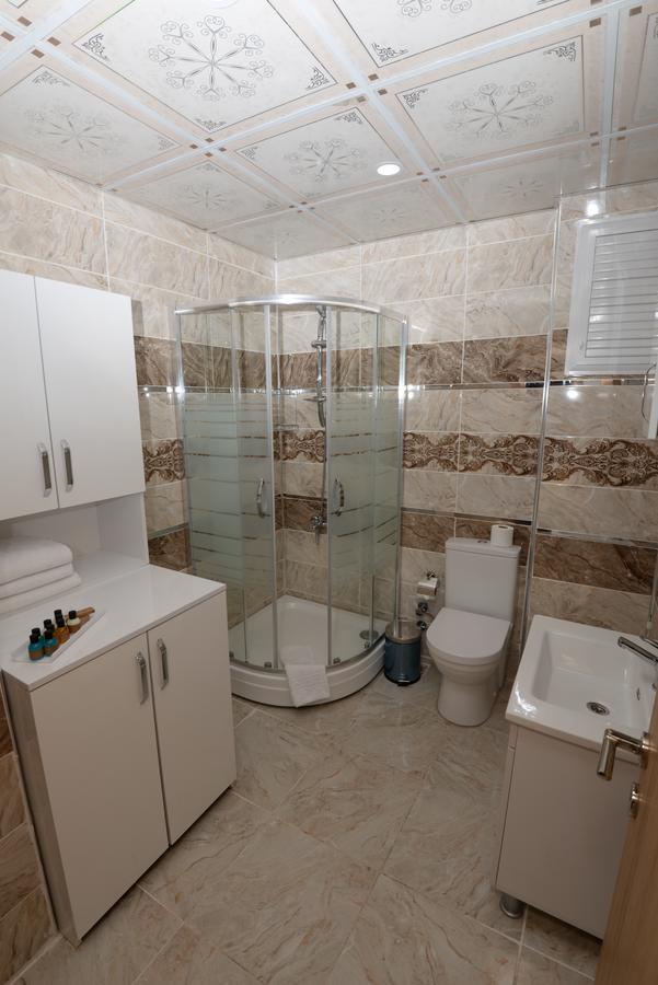 Van Corner Hotel Екстериор снимка